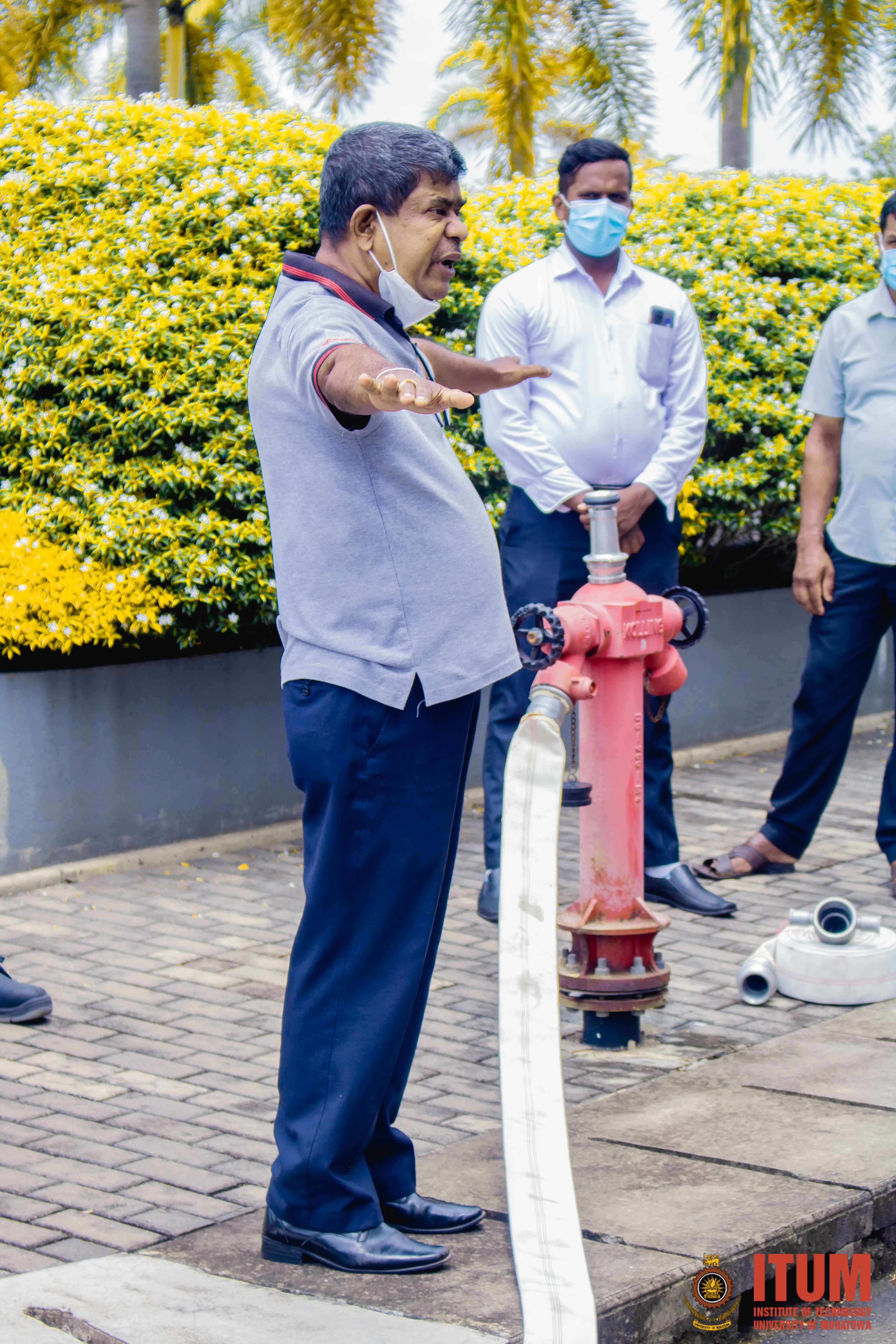 FIRE SAFETY TRAINING ITUM University Of Moratuwa