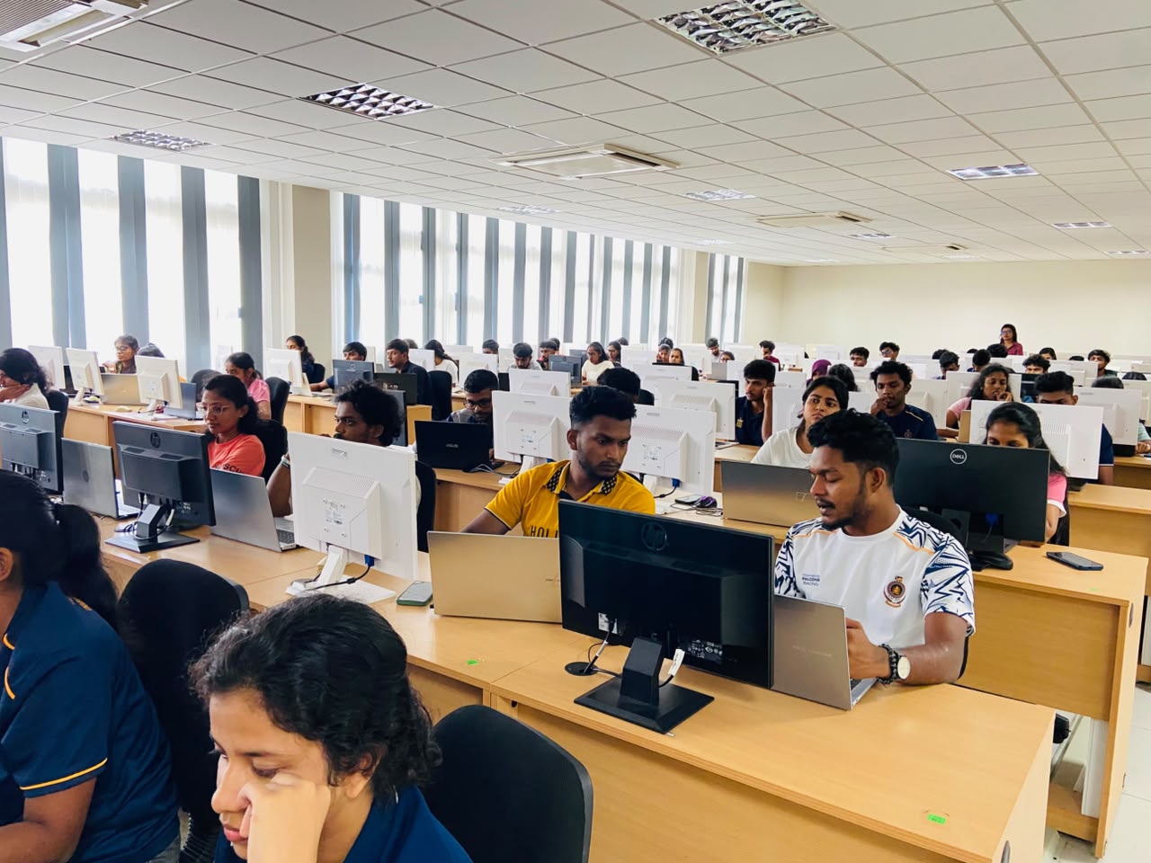 React.js Workshop Empowers NDT IT Students with Modern Front-End Development Skills 