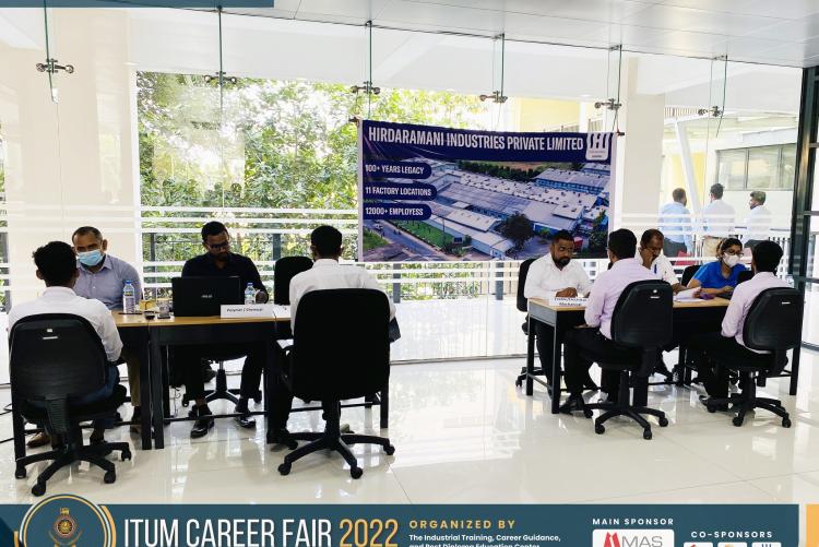 ITUM CAREER FAIR 2022 – INTRODUCTION SESSIONS & INTERVIEWS (DAY 3, 4 & 5 – 30TH NOV, 01ST & 2ND DEC 2022)